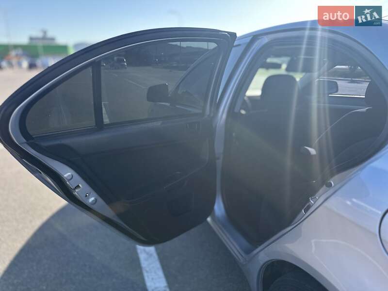 Седан Mitsubishi Lancer 2008 в Мукачево