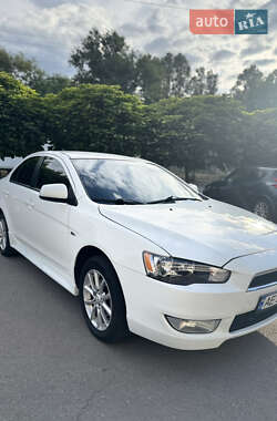 Седан Mitsubishi Lancer 2015 в 