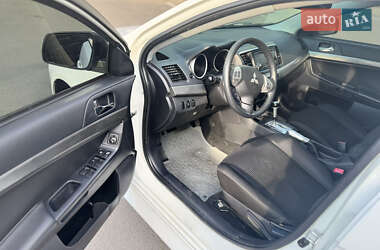 Седан Mitsubishi Lancer 2015 в 