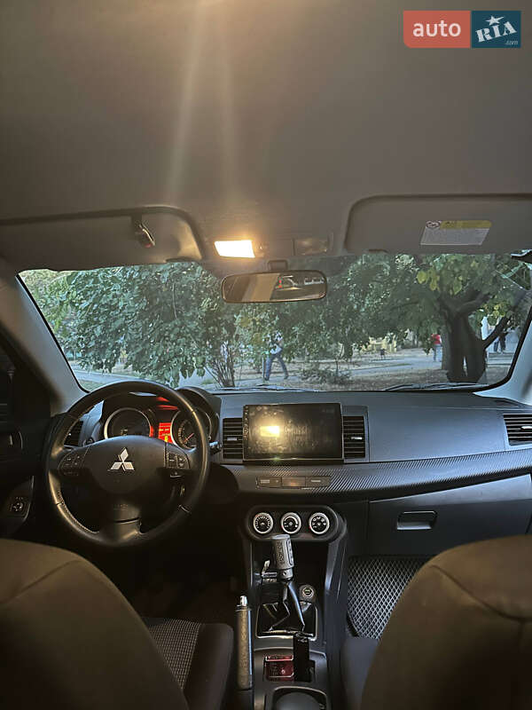 Седан Mitsubishi Lancer 2009 в Одесі