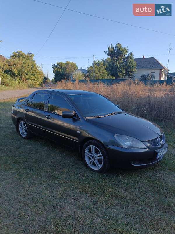 Седан Mitsubishi Lancer 2004 в Нежине