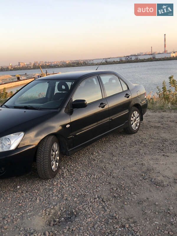 Седан Mitsubishi Lancer 2006 в Днепре
