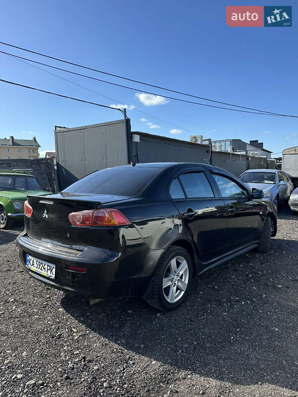 Седан Mitsubishi Lancer 2007 в Киеве