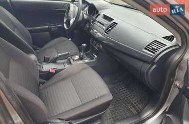 Седан Mitsubishi Lancer 2012 в 