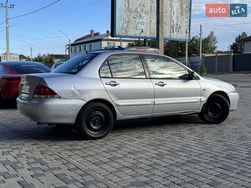Седан Mitsubishi Lancer 2008 в Одессе