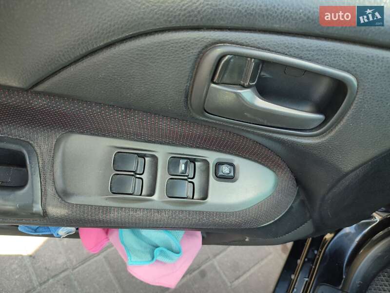 Седан Mitsubishi Lancer 2006 в Днепре