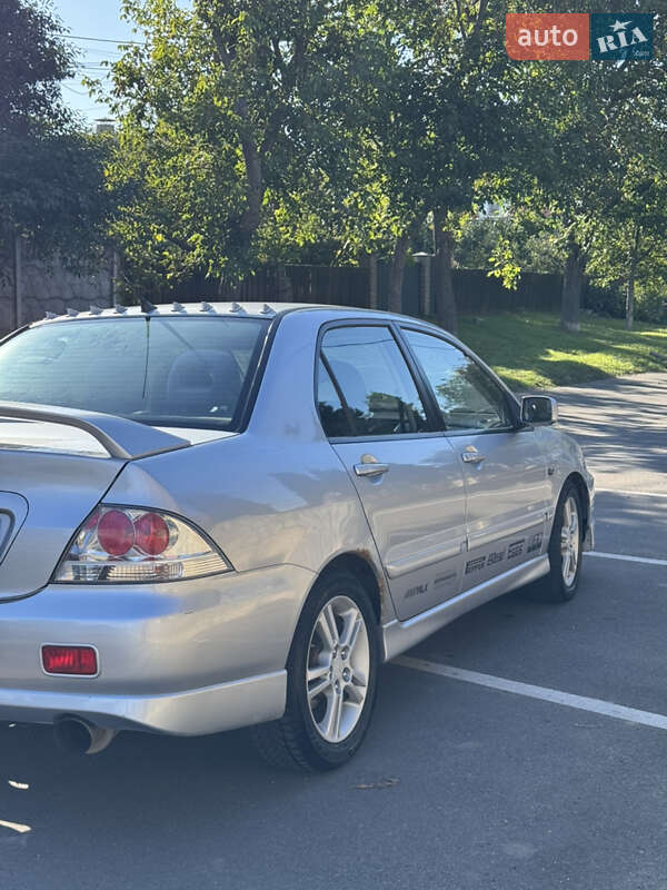 Седан Mitsubishi Lancer 2005 в Виннице