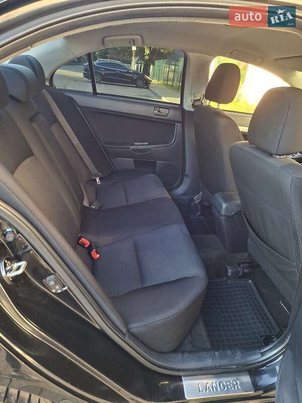 Седан Mitsubishi Lancer 2007 в Ужгороді
