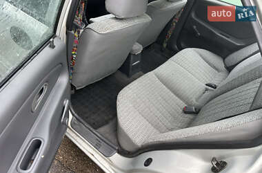 Седан Mitsubishi Lancer 1995 в 