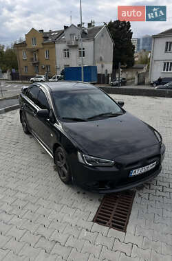 Хэтчбек Mitsubishi Lancer 2012 в 