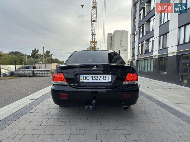 Седан Mitsubishi Lancer 2008 в Луцке