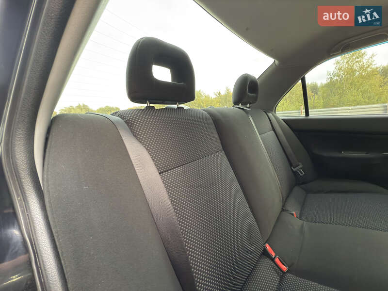 Седан Mitsubishi Lancer 2008 в Луцке