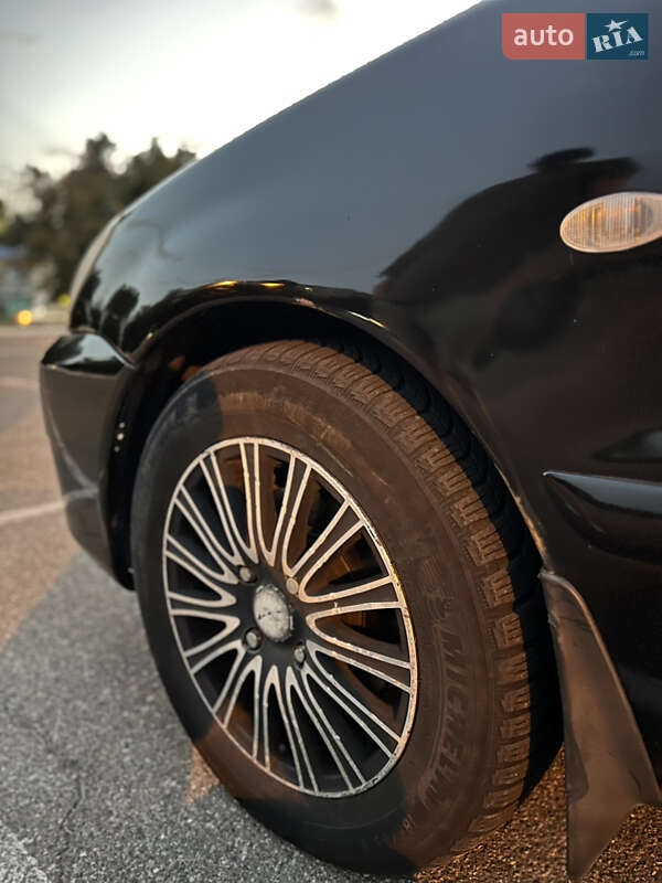 Седан Mitsubishi Lancer 2006 в Броварах