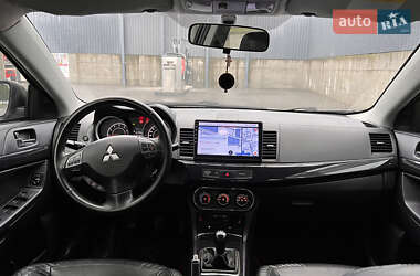Седан Mitsubishi Lancer 2012 в 