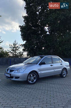 Седан Mitsubishi Lancer 2004 в 