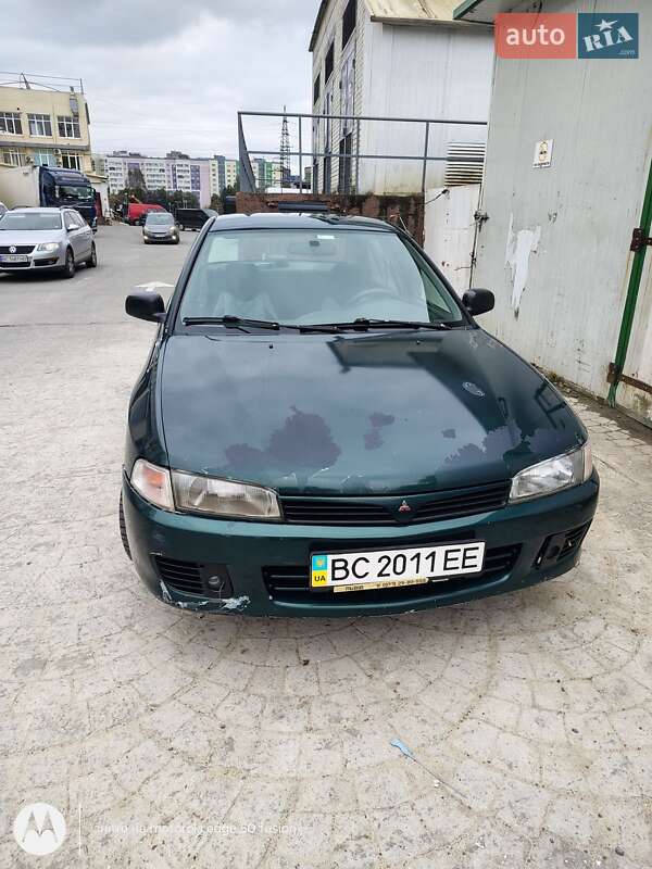 Седан Mitsubishi Lancer 1996 в Львове фото 6 Седан Mitsubishi Lancer 1996 в Львове