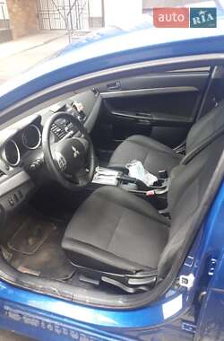 Седан Mitsubishi Lancer 2011 в 