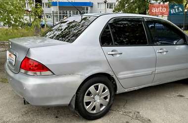 Седан Mitsubishi Lancer 2005 в 