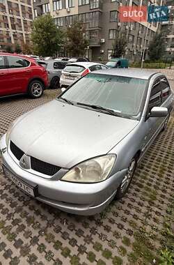 Седан Mitsubishi Lancer 2005 в Києві