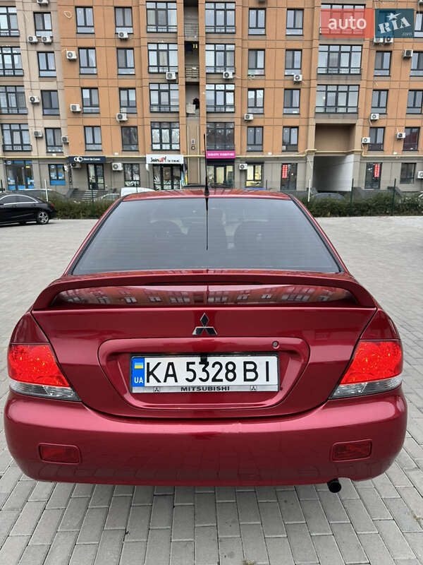 Седан Mitsubishi Lancer 2006 в Киеве