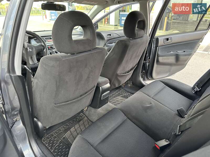 Універсал Mitsubishi Lancer 2006 в Дніпрі фото 33 Універсал Mitsubishi Lancer 2006 в Дніпрі
