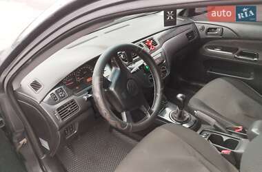 Седан Mitsubishi Lancer 2004 в 