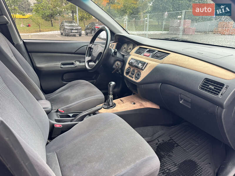 Универсал Mitsubishi Lancer 2005 в Киеве