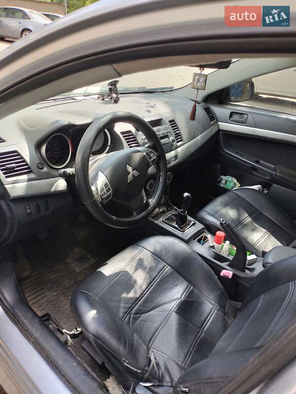 Седан Mitsubishi Lancer 2008 в Львове фото 3 Седан Mitsubishi Lancer 2008 в Львове