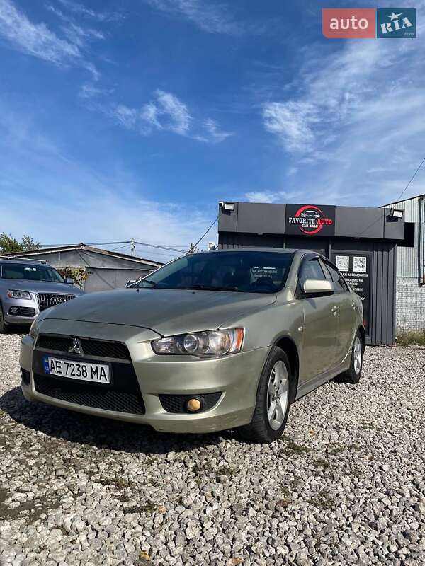 Седан Mitsubishi Lancer 2008 в Днепре