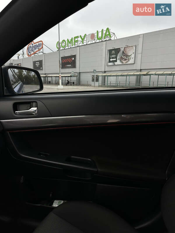 Седан Mitsubishi Lancer 2009 в Запорожье