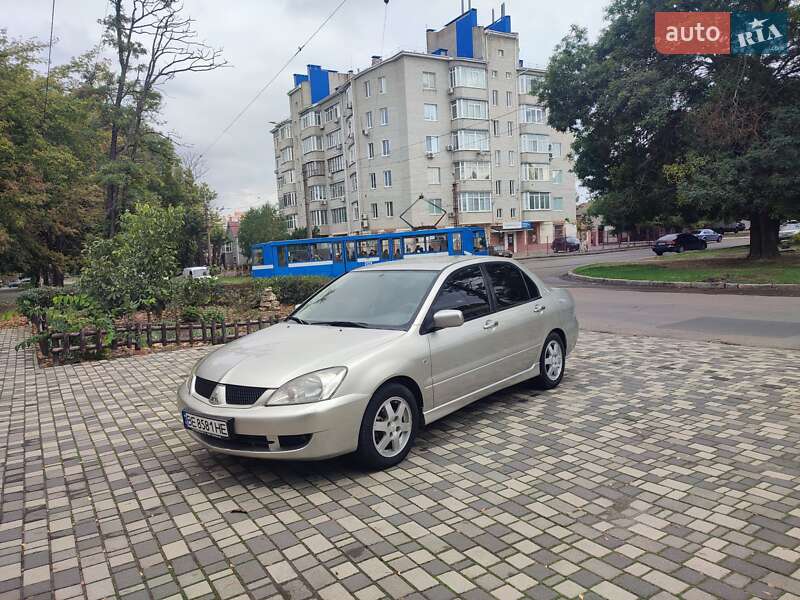 Седан Mitsubishi Lancer 2007 в  фото Седан Mitsubishi Lancer 2007 в