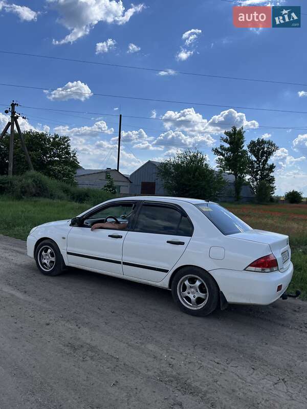 Седан Mitsubishi Lancer 2004 в Софіївці фото 5 Седан Mitsubishi Lancer 2004 в Софіївці