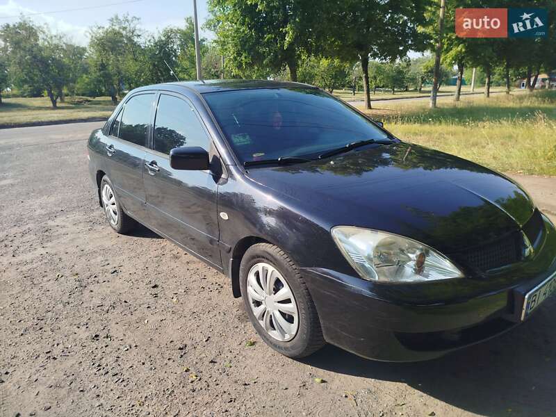 Седан Mitsubishi Lancer 2005 в Гадяче