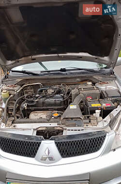 Седан Mitsubishi Lancer 2009 в Черкасах