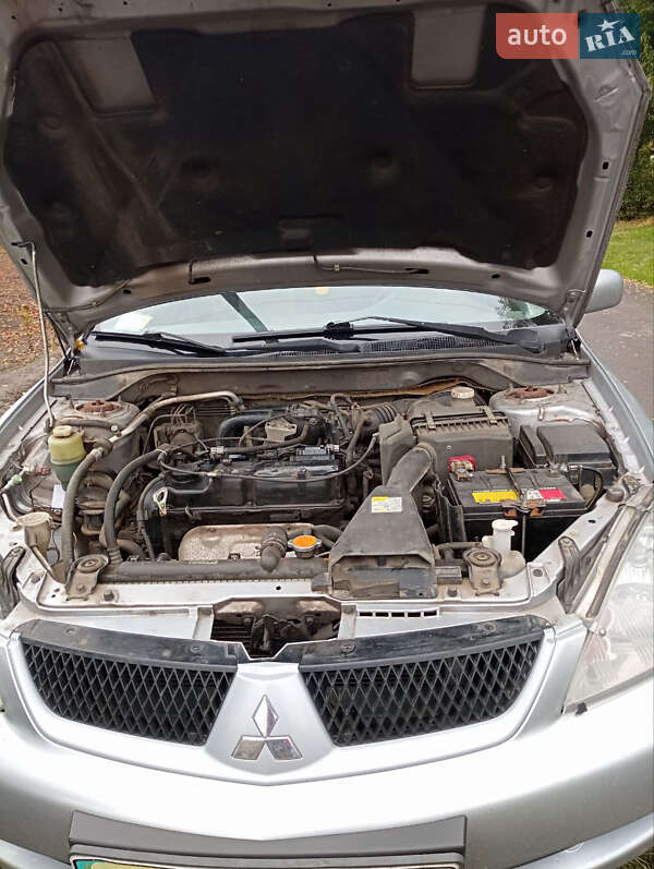 Седан Mitsubishi Lancer 2009 в Черкасах