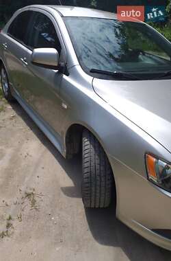 Седан Mitsubishi Lancer 2011 в 
