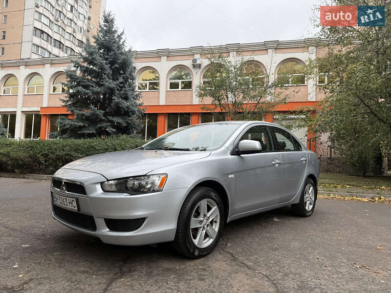 Седан Mitsubishi Lancer 2009 в Одессе