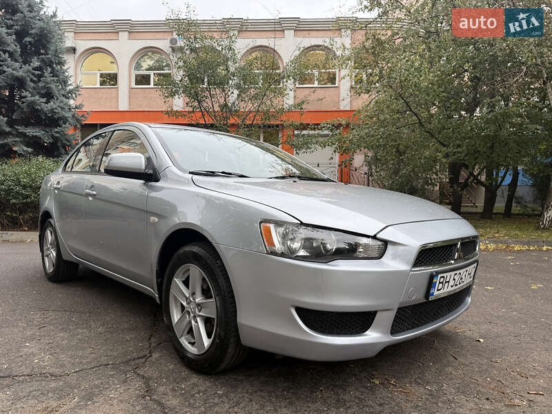 Седан Mitsubishi Lancer 2009 в Одессе