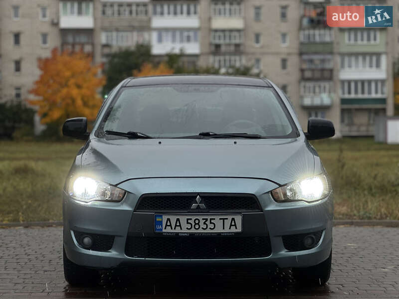 Седан Mitsubishi Lancer 2007 в Шостке
