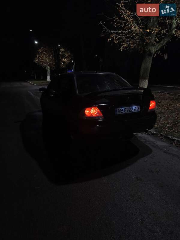 Седан Mitsubishi Lancer 2004 в Первомайську