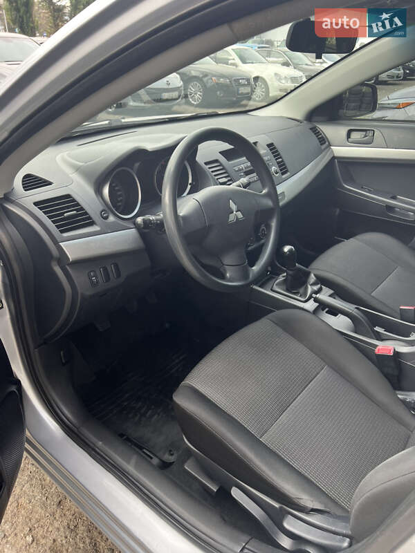 Седан Mitsubishi Lancer 2007 в Буче