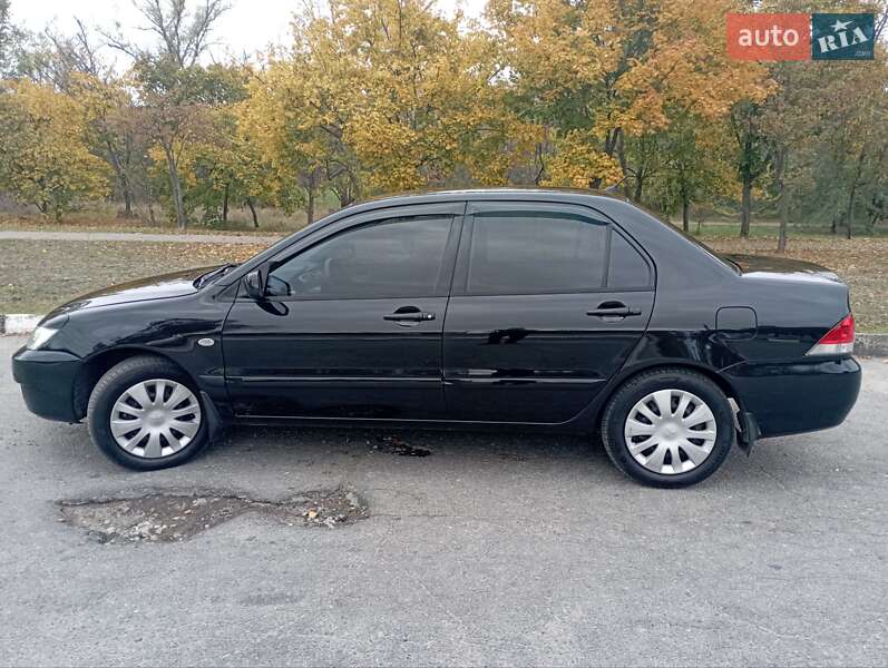 Седан Mitsubishi Lancer 2006 в Запорожье