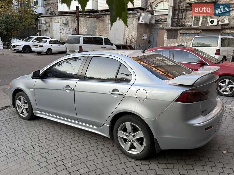Седан Mitsubishi Lancer 2007 в Запорожье