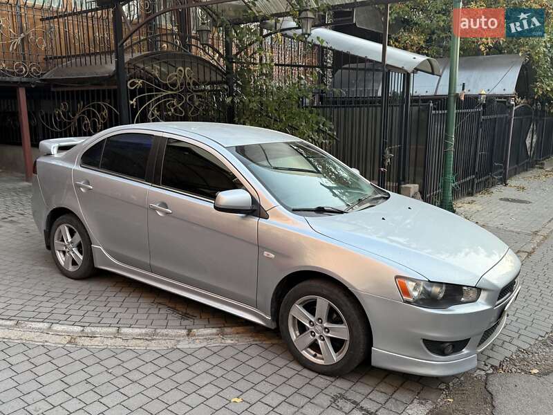 Седан Mitsubishi Lancer 2007 в Запорожье