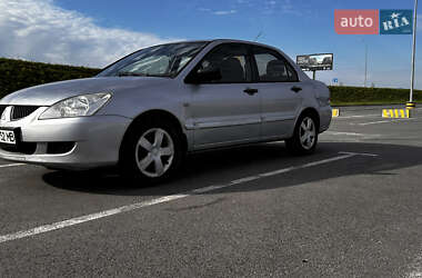 Седан Mitsubishi Lancer 2004 в 