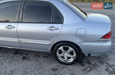 Седан Mitsubishi Lancer 2008 в  фото 7 Седан Mitsubishi Lancer 2008 в