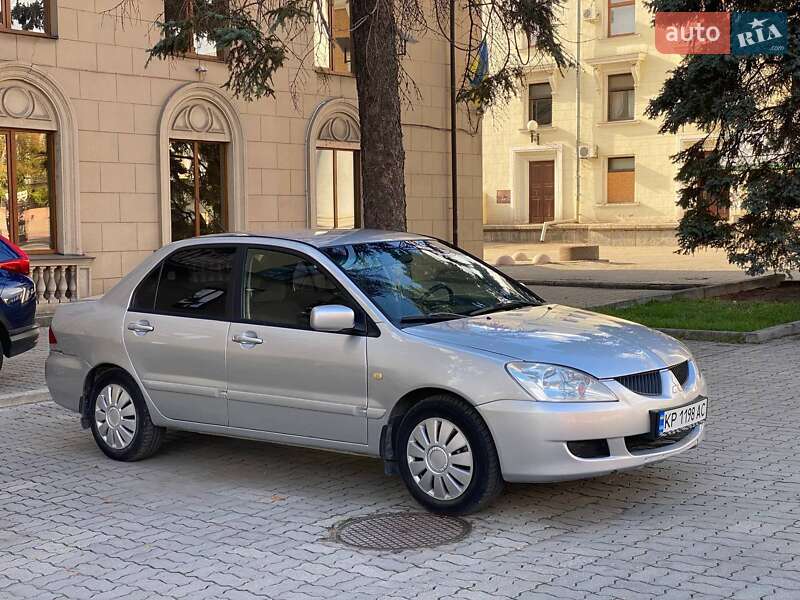 Седан Mitsubishi Lancer 2005 в Запорожье фото 3 Седан Mitsubishi Lancer 2005 в Запорожье
