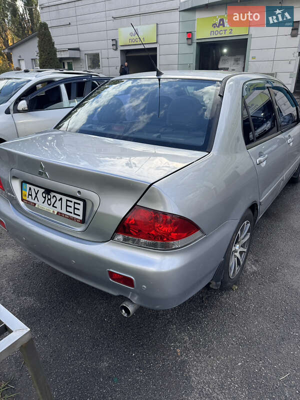 Седан Mitsubishi Lancer 2007 в Харькове фото 5 Седан Mitsubishi Lancer 2007 в Харькове