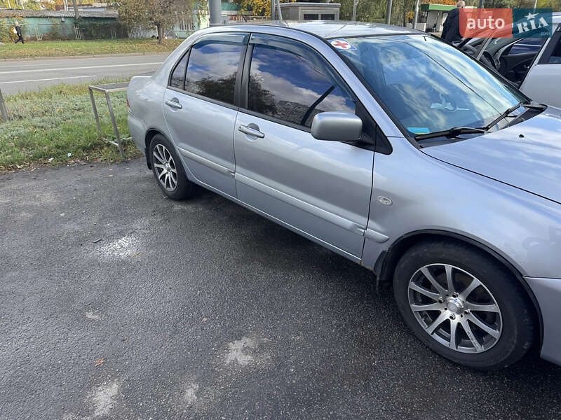 Седан Mitsubishi Lancer 2007 в Харькове фото 3 Седан Mitsubishi Lancer 2007 в Харькове