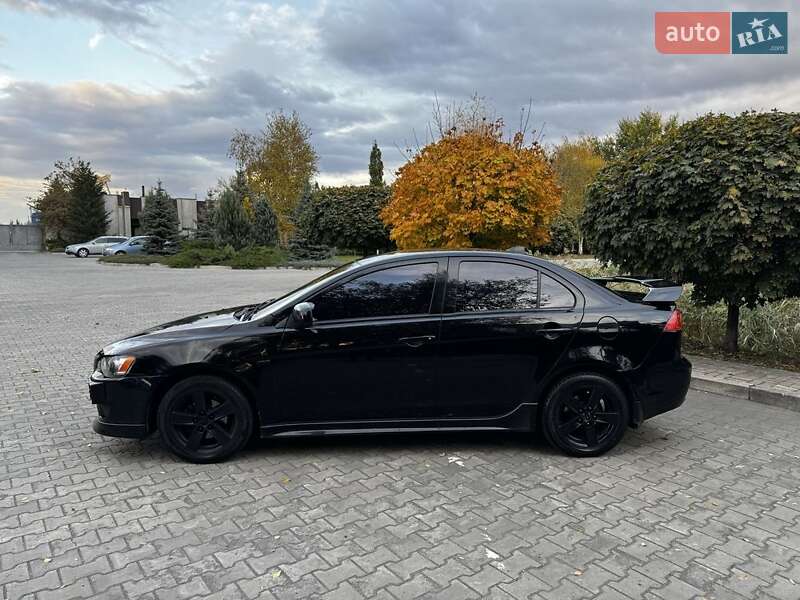 Седан Mitsubishi Lancer 2007 в Павлограде